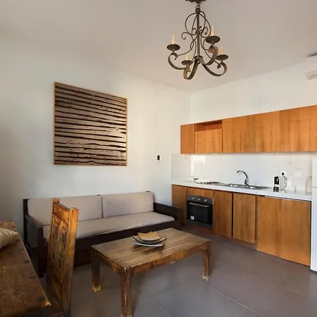 Poseidon Appartement Meyísti