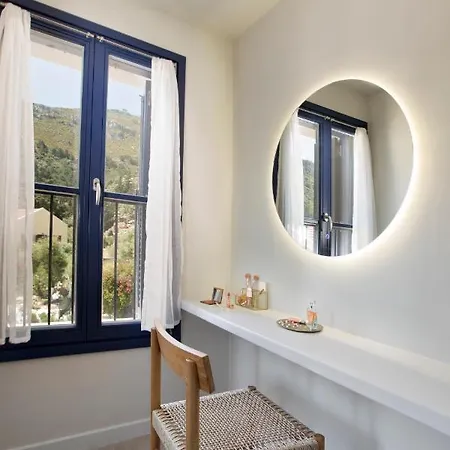 Poseidon Appartement Meyísti